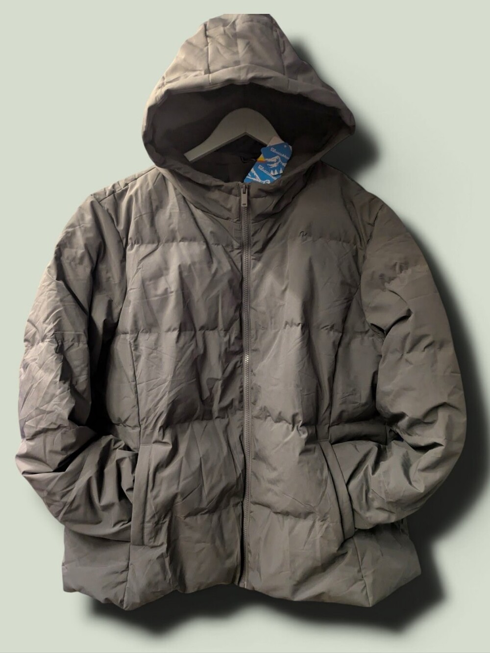 Men's Hooded Puffer Jacket in Gray